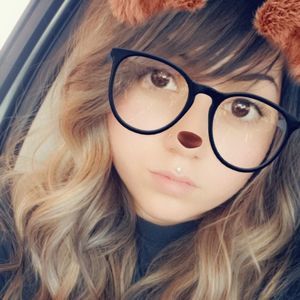 Meet your Posher, Leslie